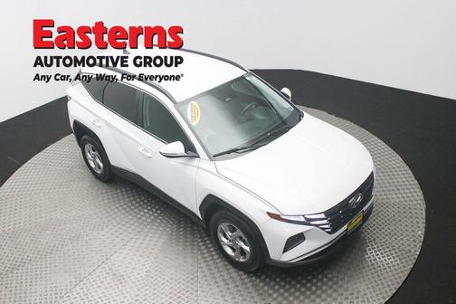 Quartz White 2022 Hyundai TUCSON SEL