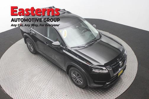 2022 Nissan Pathfinder SV 4WD