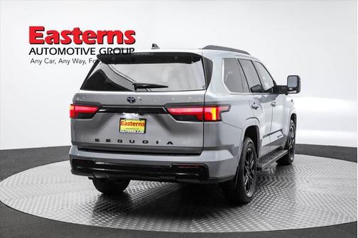 2023 Toyota Sequoia SR5