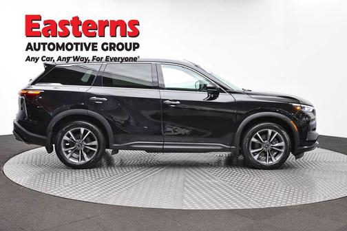 Mineral Black 2022 INFINITI QX60 Luxe