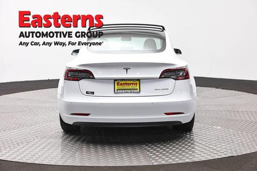 Pearl White Multi-Coat 2018 Tesla Model 3 Standard