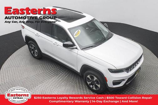 Bright White Clearcoat 2022 Jeep Grand Cherokee 4xe Base