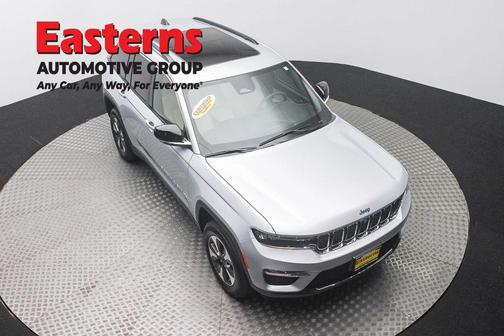 Silver Zynith 2022 Jeep Grand Cherokee 4xe Base