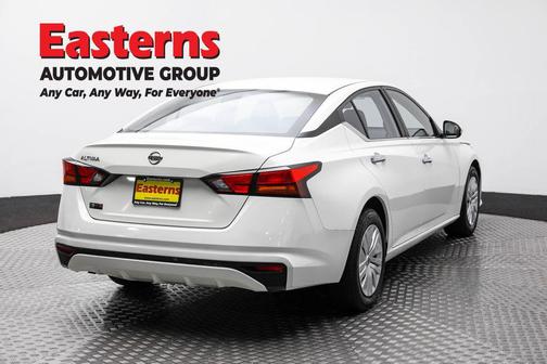 2022 Nissan Altima S FWD