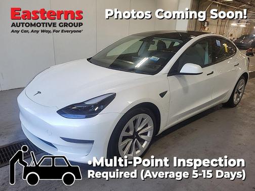 Pearl White Multi-Coat 2023 Tesla Model 3 Standard Range