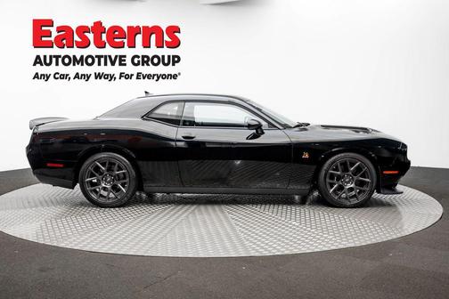 Pitch Black Clearcoat 2019 Dodge Challenger R/T Scat Pack