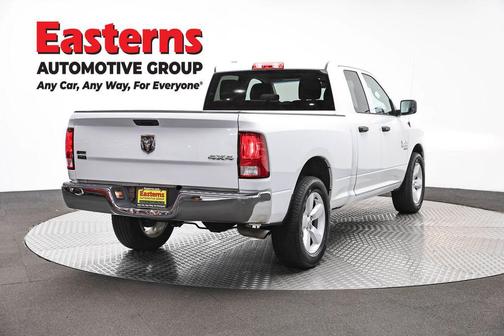 Bright White Clearcoat 2024 RAM 1500 Classic SLT