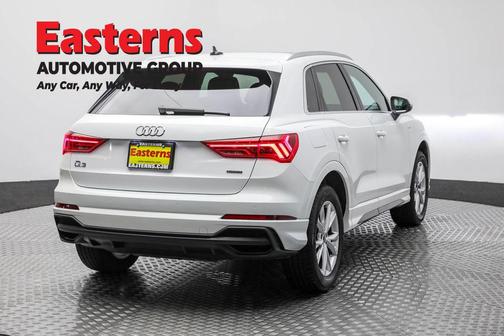 2023 Audi Q3 Premium 45 TFSI S line quattro Tiptronic