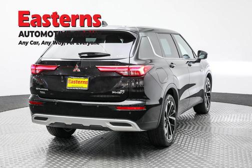 2023 Mitsubishi Outlander PHEV SE S-AWC