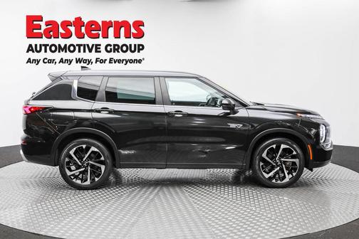 2023 Mitsubishi Outlander PHEV SE S-AWC