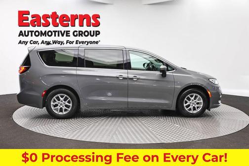 Ceramic Gray Clearcoat 2023 Chrysler Pacifica Touring L