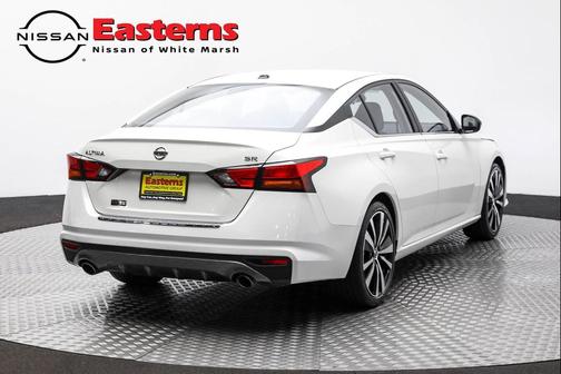 2022 Nissan Altima SR FWD