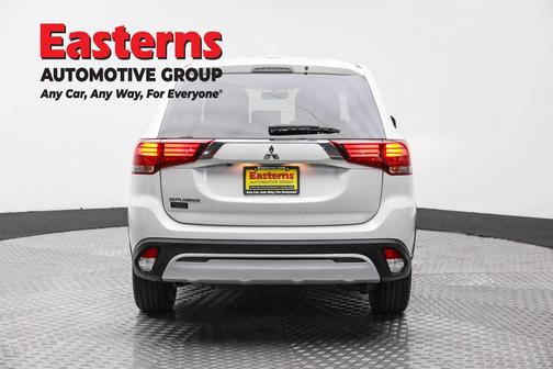 2020 Mitsubishi Outlander ES