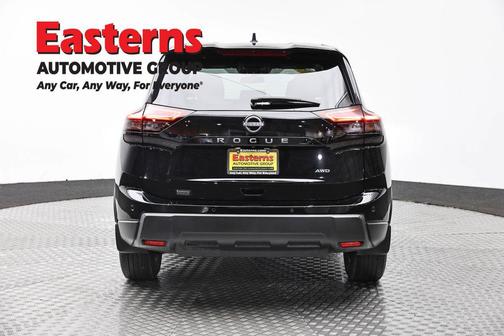 Super Black 2024 Nissan Rogue S