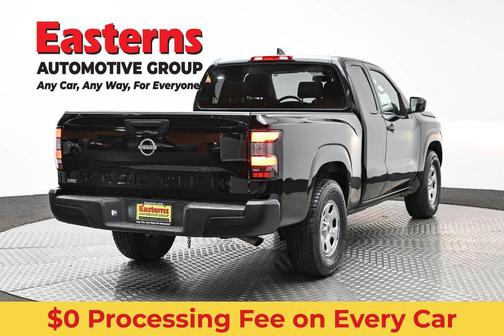 Super Black 2022 Nissan Frontier S