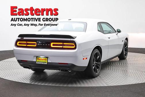 White Knuckle Clearcoat 2018 Dodge Challenger R/T