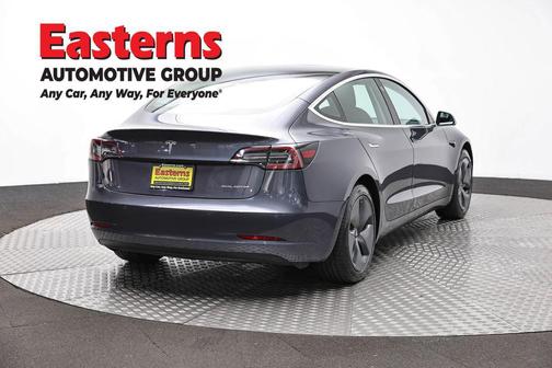 Gray 2019 Tesla Model 3 Long Range