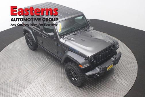 Granite Crystal Metallic Clearcoat 2025 Jeep Wrangler 4xe Willys