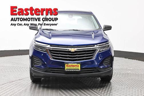 Blue Glow Metallic 2022 Chevrolet Equinox LS