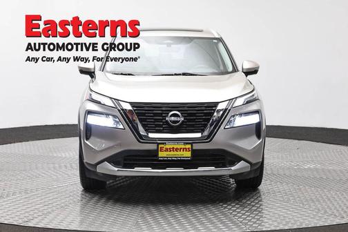 Champagne Silver Metallic 2023 Nissan Rogue Platinum