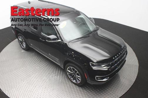 Diamond Black Crystal Pearlcoat 2024 Jeep Wagoneer Series III 4x4