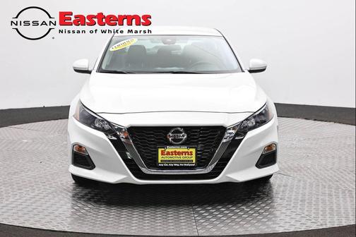 Glacier White 2022 Nissan Altima S FWD