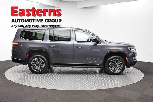 Baltic Gray Metallic Clearcoat 2024 Jeep Wagoneer Series II 4x4