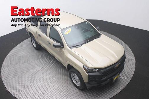 Sand Dune Metallic 2023 Chevrolet Colorado WT