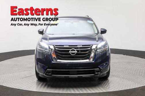 2022 Nissan Pathfinder SV 4WD