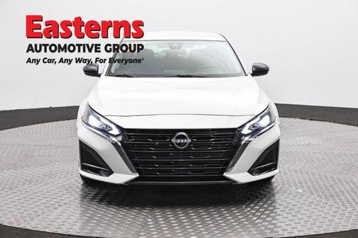Glacier White 2025 Nissan Altima 2.5 SV