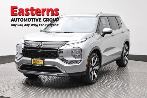 Alloy Silver Metallic 2025 Mitsubishi Outlander SE 2.5 S-AWC