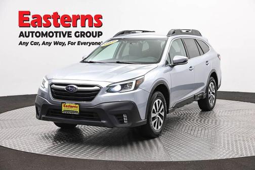 Ice Silver Metallic 2022 Subaru Outback Premium
