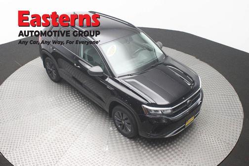 Deep Black 2023 Volkswagen Taos 1.5T S