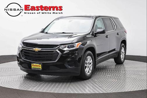 Mosaic Black Metallic 2020 Chevrolet Traverse LS