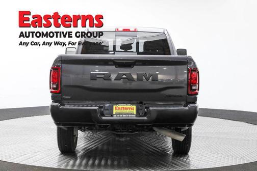 2025 RAM 2500 Tradesman Crew Cab 4x4 6'4' Box
