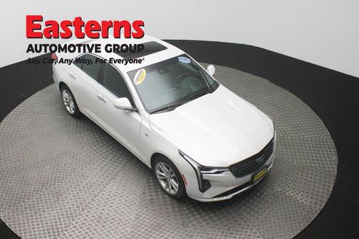 2023 Cadillac CT4 Luxury