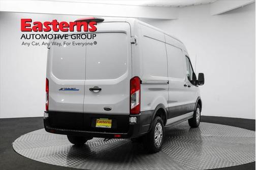 2022 Ford Transit-350 Base