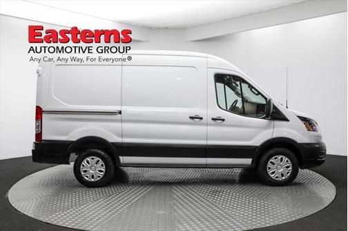 2022 Ford Transit-350 Base