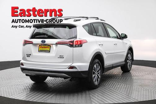 2018 Toyota RAV4 Hybrid XLE