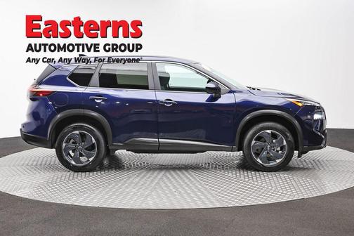 Deep Ocean Blue Pearl 2024 Nissan Rogue SV