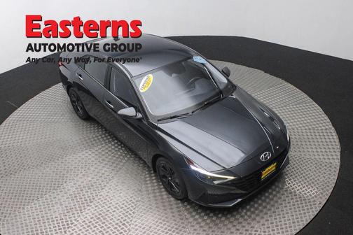 2021 Hyundai ELANTRA SEL