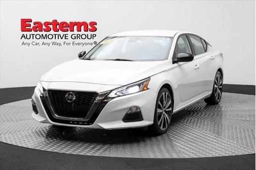 2021 Nissan Altima SR FWD