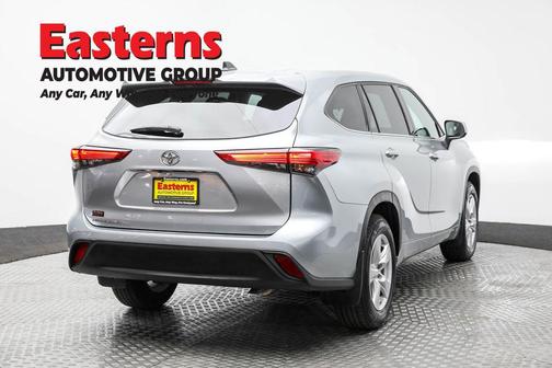 2022 Toyota Highlander L