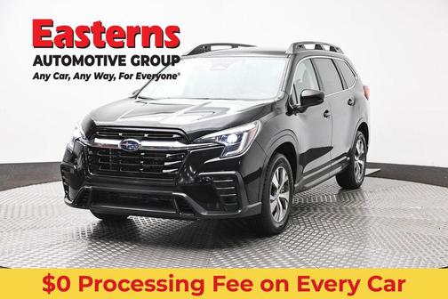 Crystal Black Silica 2025 Subaru Ascent Premium 7-Passenger