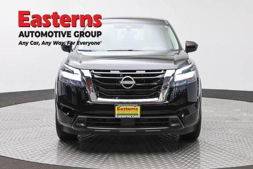 Super Black 2024 Nissan Pathfinder S 4WD