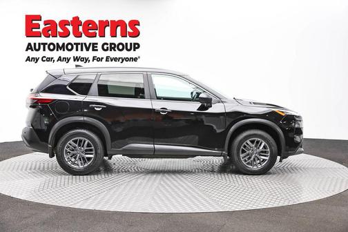 Super Black 2023 Nissan Rogue S
