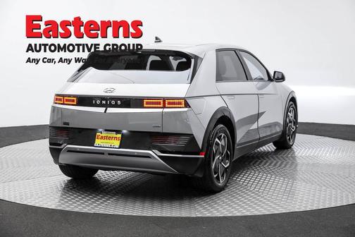 2023 Hyundai IONIQ 5 SE