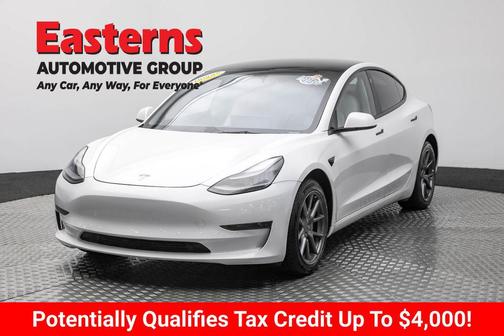 2022 Tesla Model 3 Standard Range
