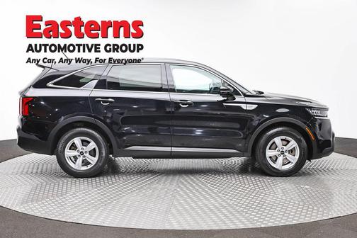 Ebony Black 2022 Kia Sorento LX