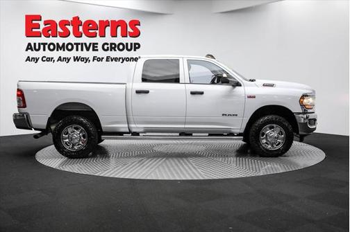 2020 RAM 2500 Tradesman Crew Cab 4X4 6'4' Box